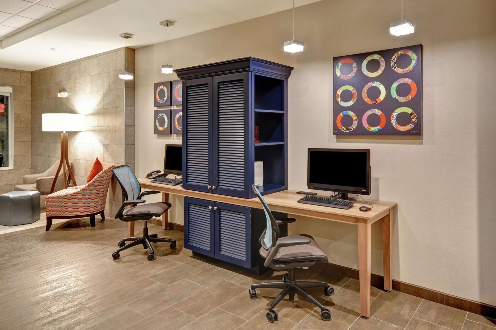 Home2 Suites By Hilton Springfield North Εξωτερικό φωτογραφία