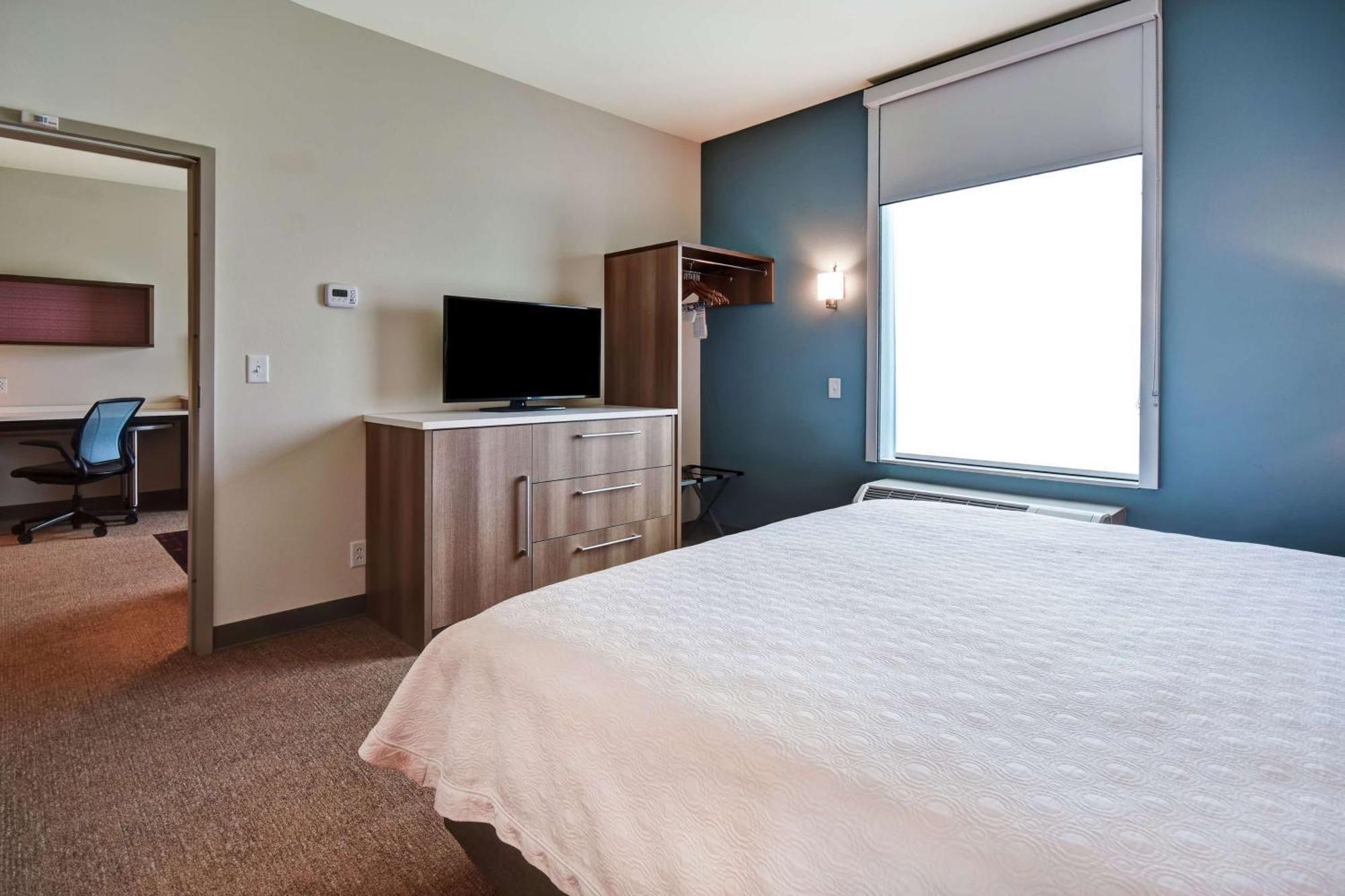 Home2 Suites By Hilton Springfield North Εξωτερικό φωτογραφία