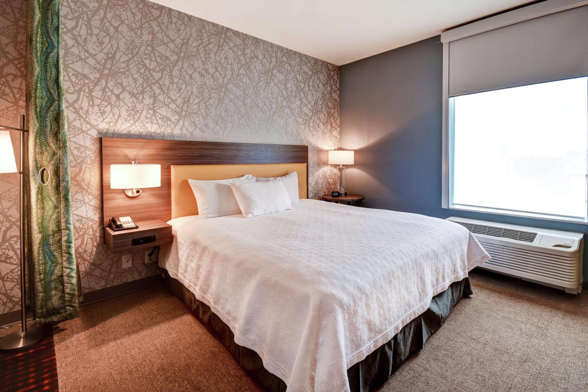 Home2 Suites By Hilton Springfield North Εξωτερικό φωτογραφία