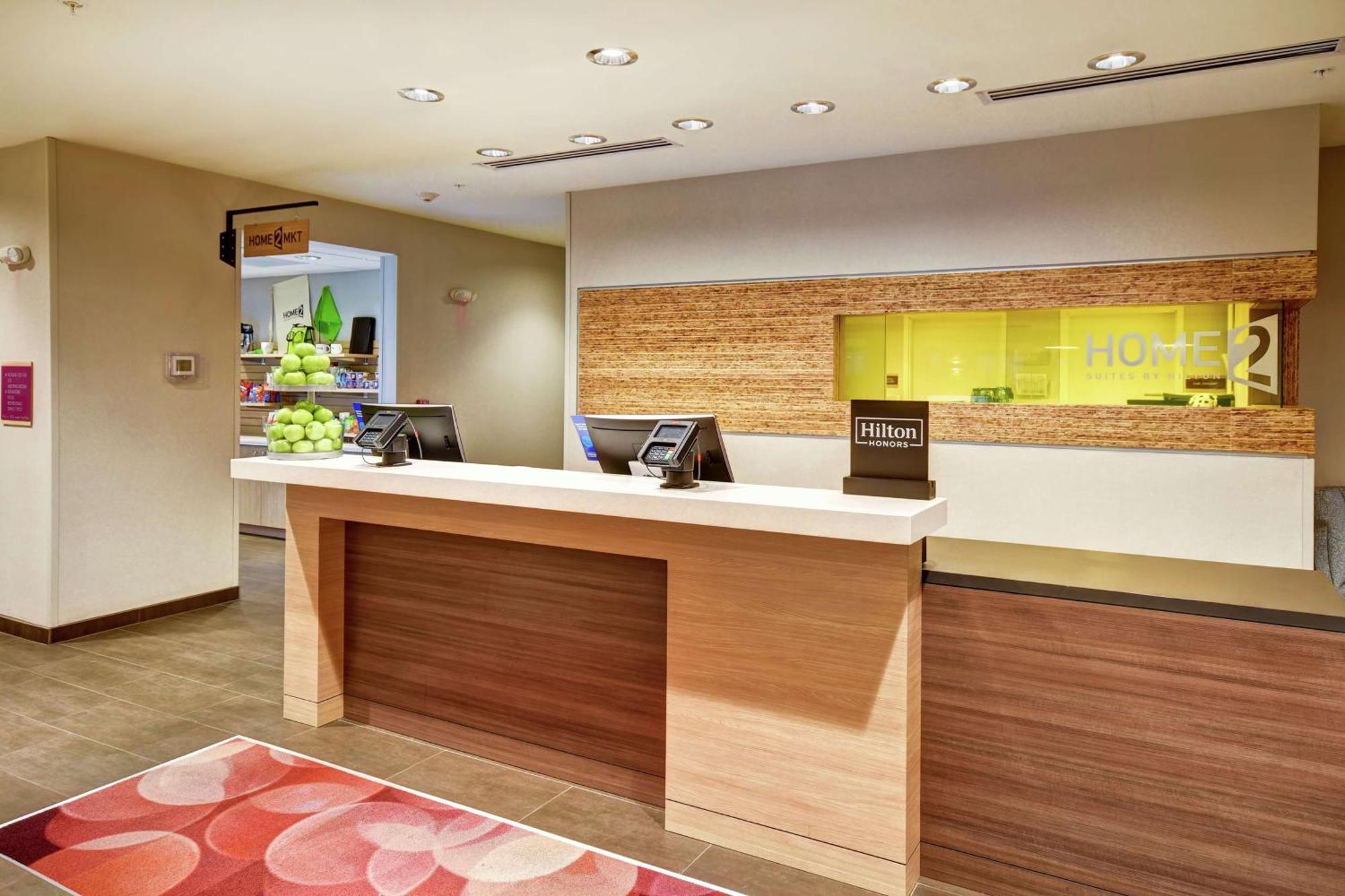 Home2 Suites By Hilton Springfield North Εξωτερικό φωτογραφία