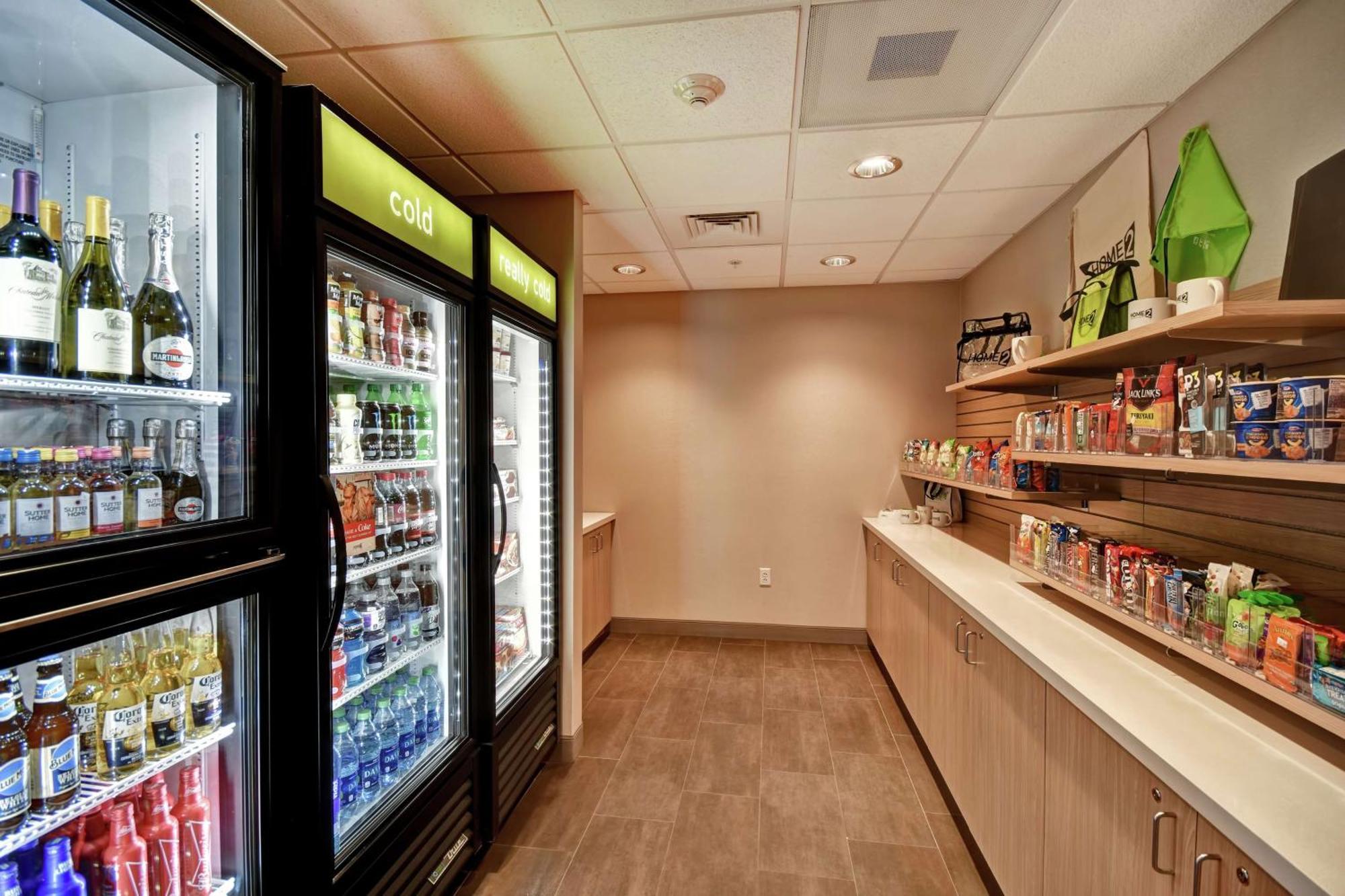 Home2 Suites By Hilton Springfield North Εξωτερικό φωτογραφία