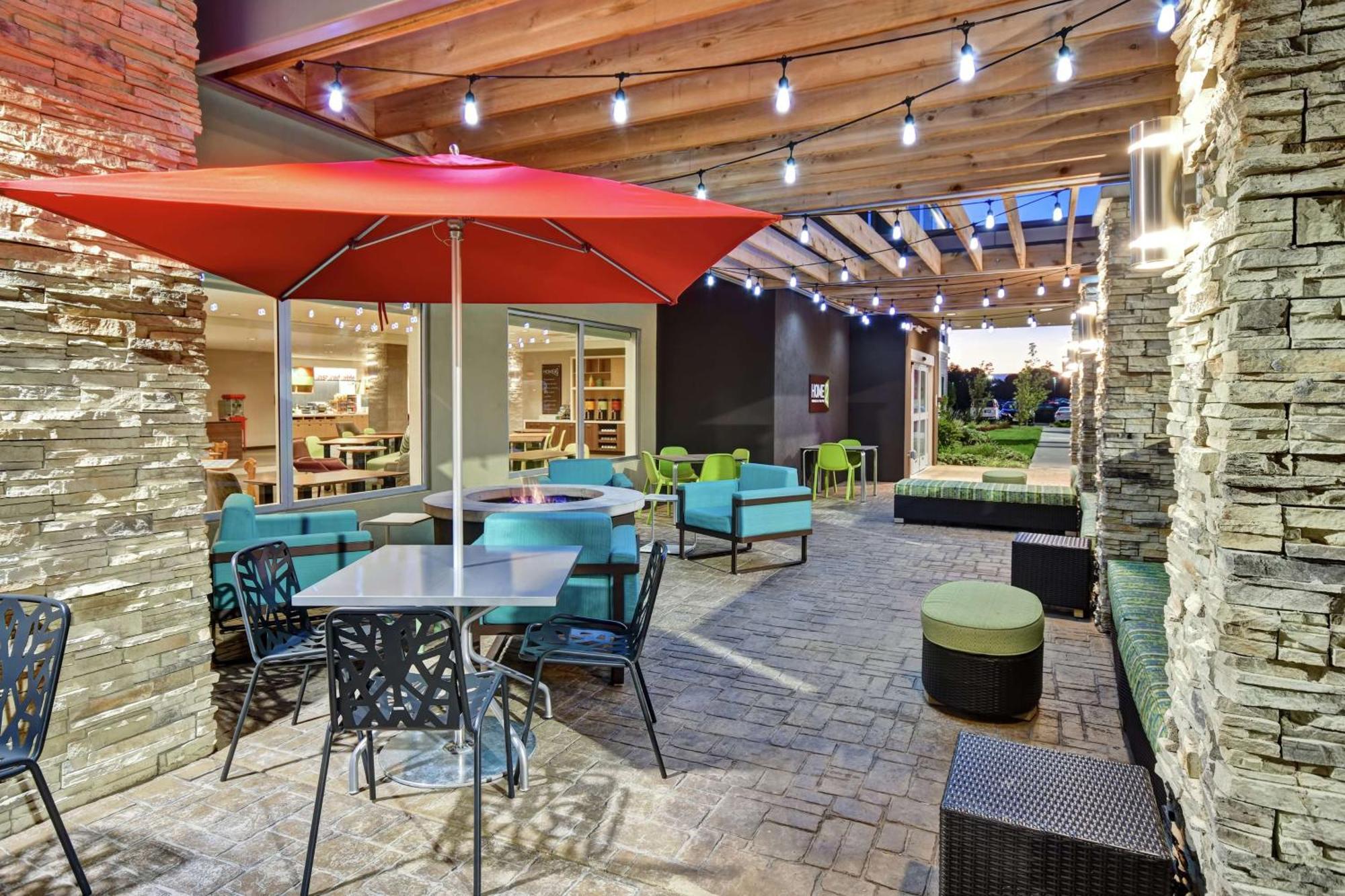 Home2 Suites By Hilton Springfield North Εξωτερικό φωτογραφία