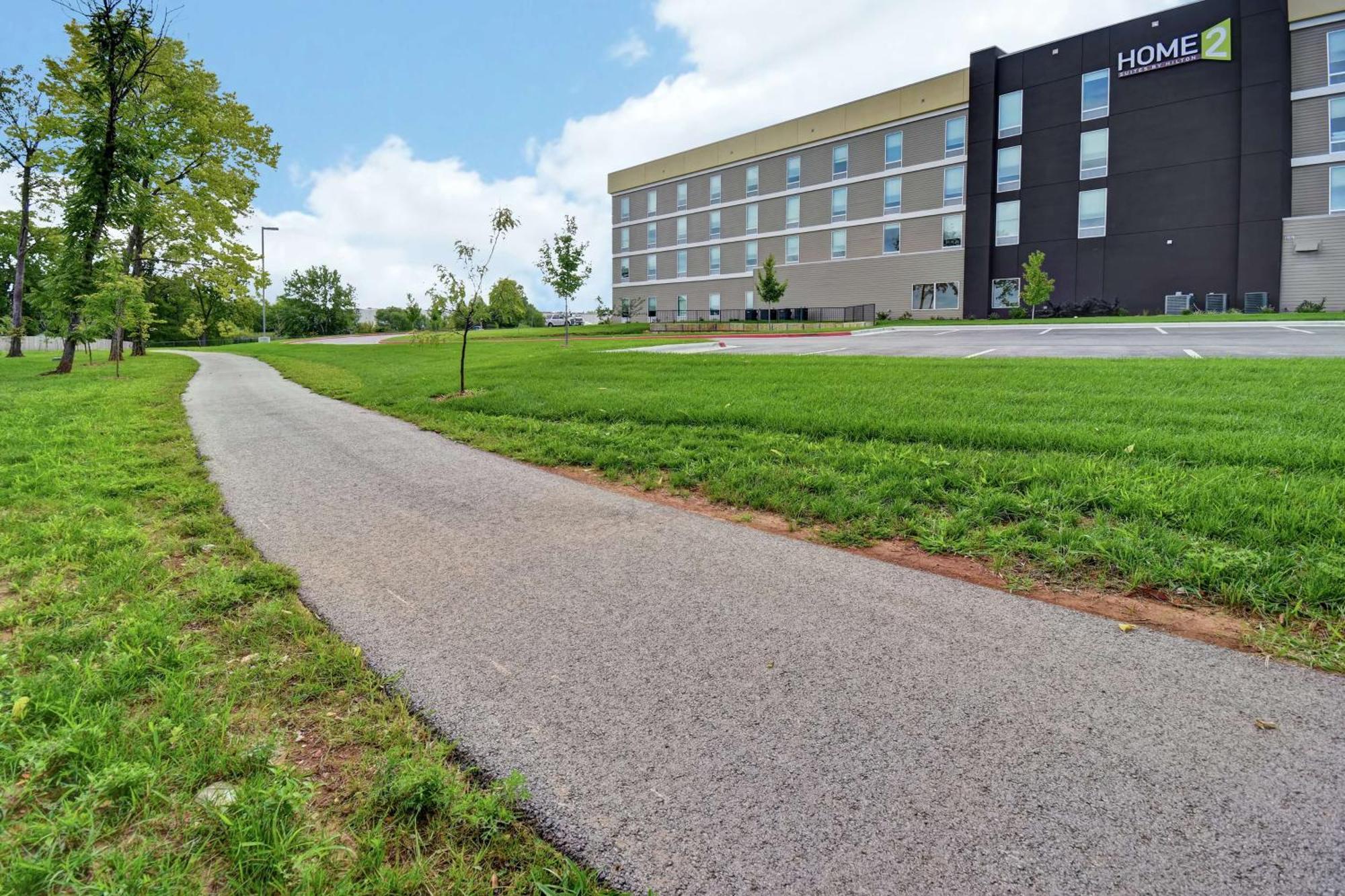 Home2 Suites By Hilton Springfield North Εξωτερικό φωτογραφία
